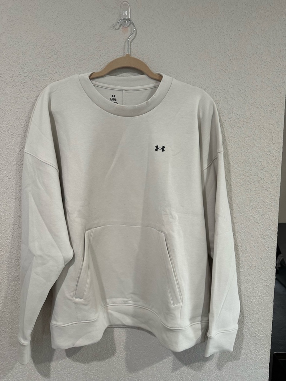 Under Armour Off-White Crewneck Sweatshirt with Front Pocket